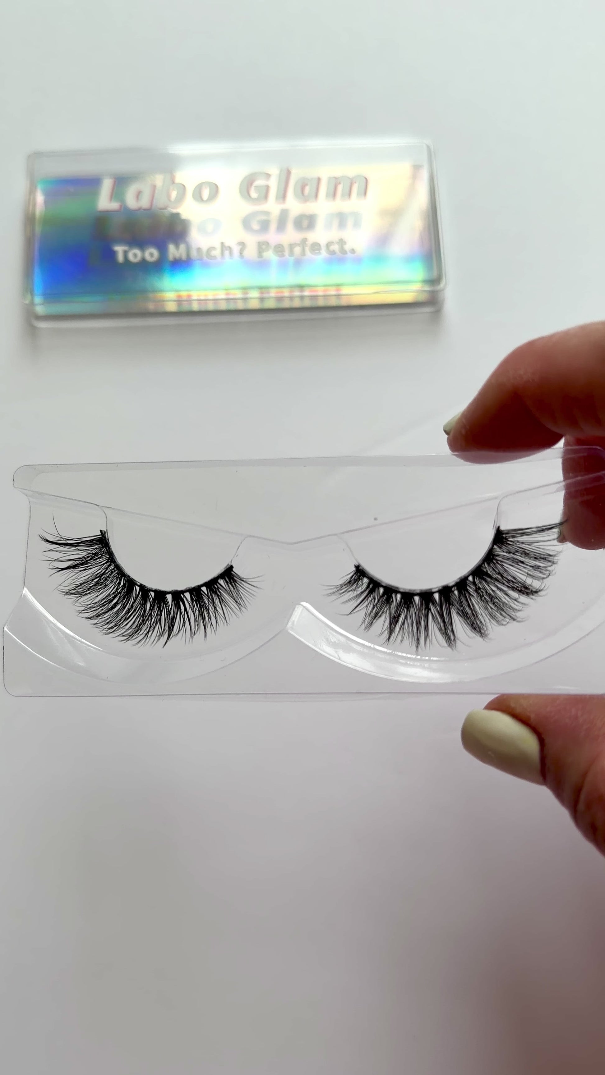 Video of Dense Dramatic Spiky False Eyelashes 25mm Strip Lashes Showstopper by Labo Glam