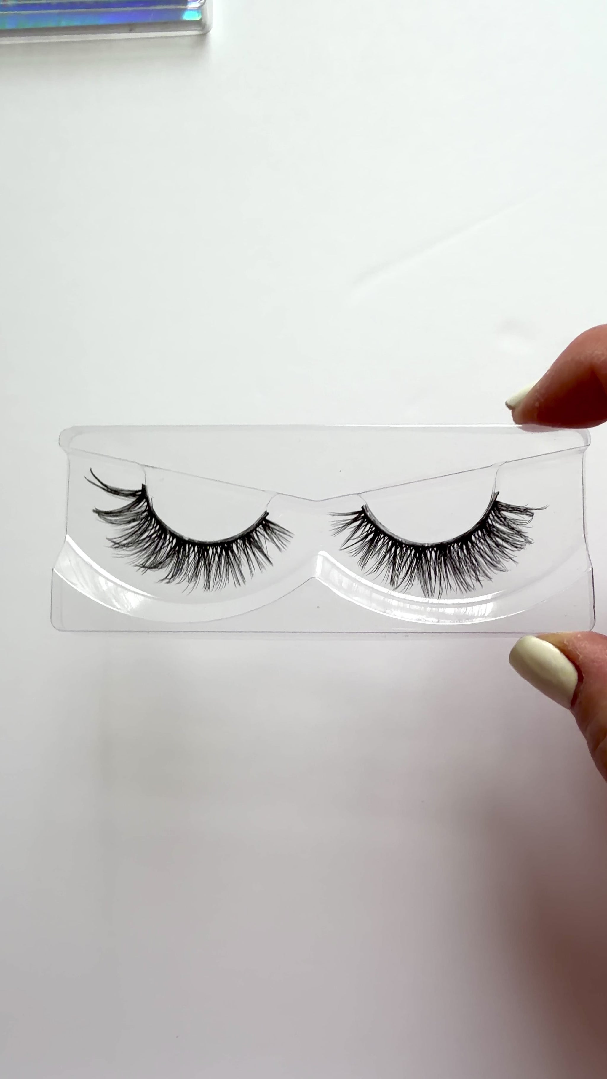 Video of Full Wispy False Eyelashes 25mm Strip Lashes Clean Money by Labo Glam